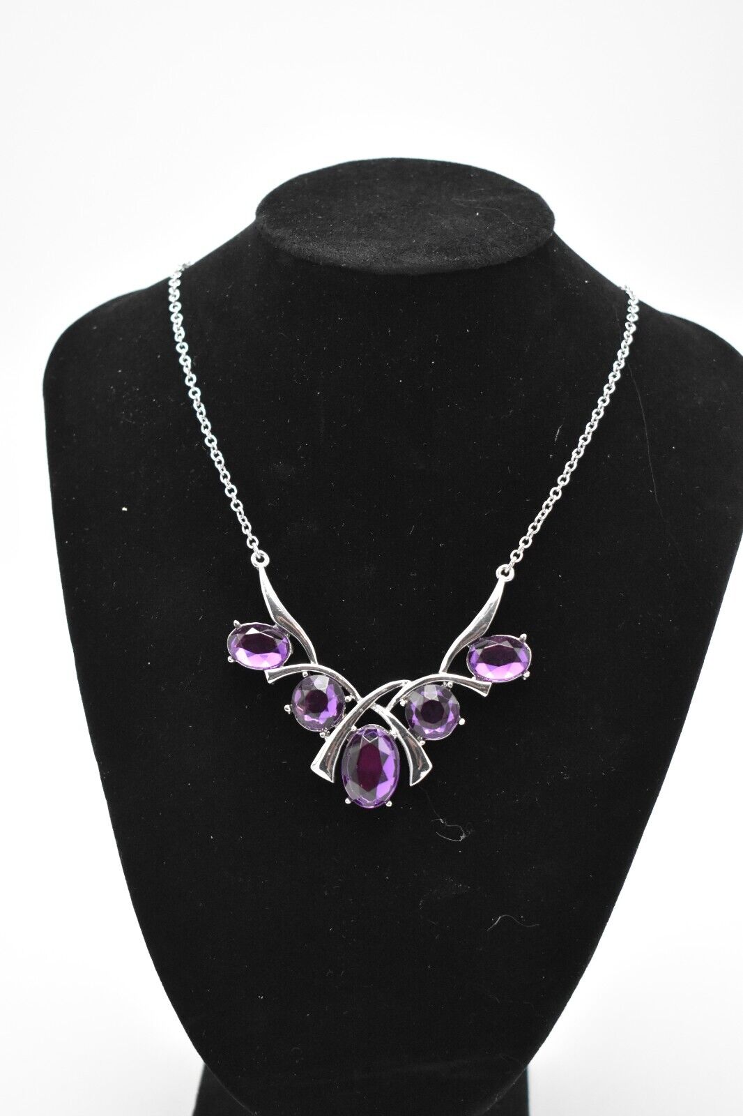 Vintage Oversized Costume Jewellery Necklace - Purple Amethyst