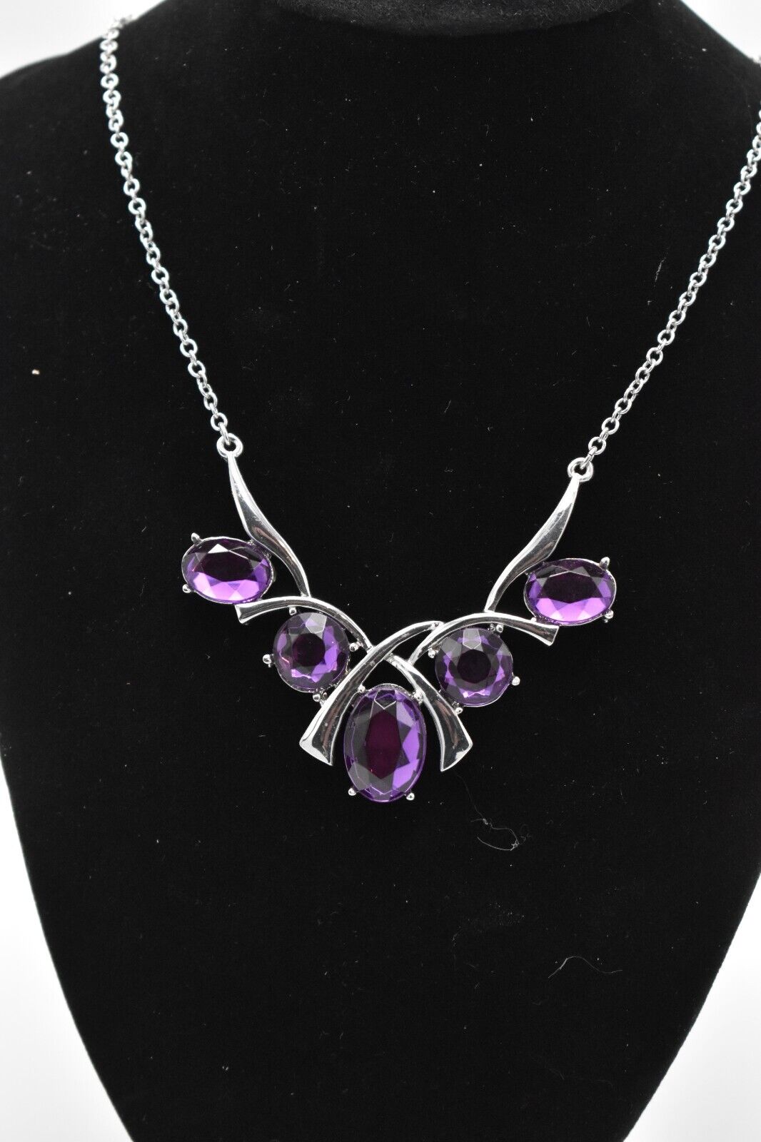 Vintage Oversized Costume Jewellery Necklace - Purple Amethyst