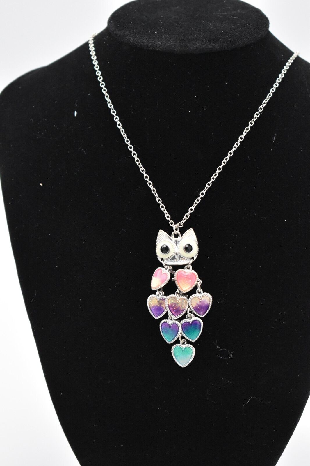 Vintage Owl Pendant Necklace - Silver Pretty Retro Bird Lover Ladies Necklace